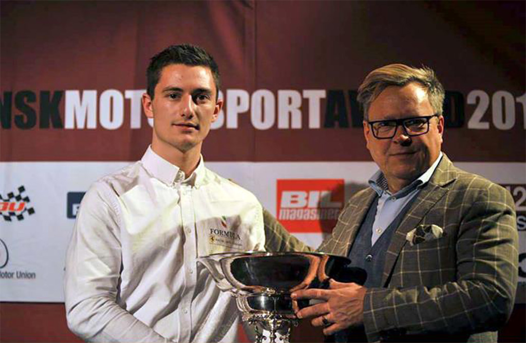 Mikkel Mac fik tidligere i år Colding Pokalen ved Dansk Motorsport Award